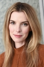 Betty Gilpin Film ve Dizileri